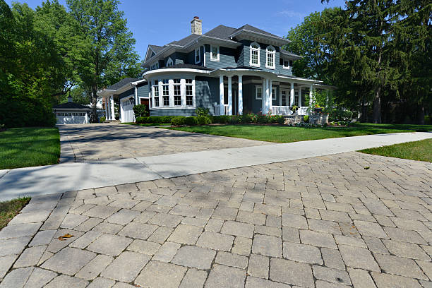 Best Professional Driveway Pavers  in Miami Lakes, FL